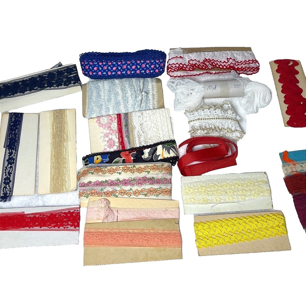 Bulk Lot of Vintage Lace Edging Ribbons Grannycore Sewing Crafting Lace Trim - Picture 2 of 16